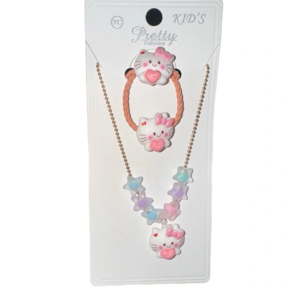 Kitty hair accessories and‎ necklace